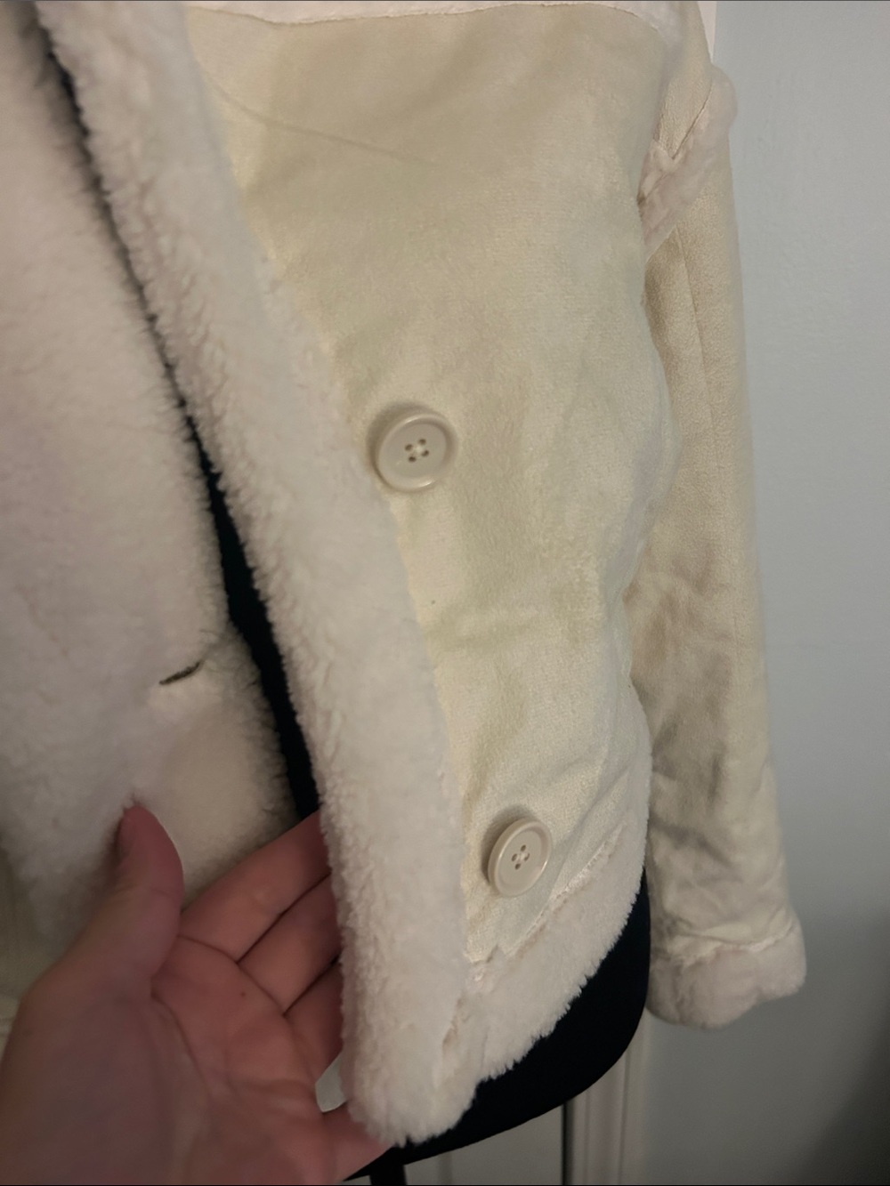 Hollister Cream Teddy Sherpa Cropped Jacket - Picture 4 of 7